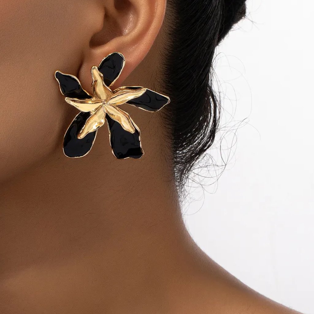 Black Gold Flower Statement Stud Earrings New 21$